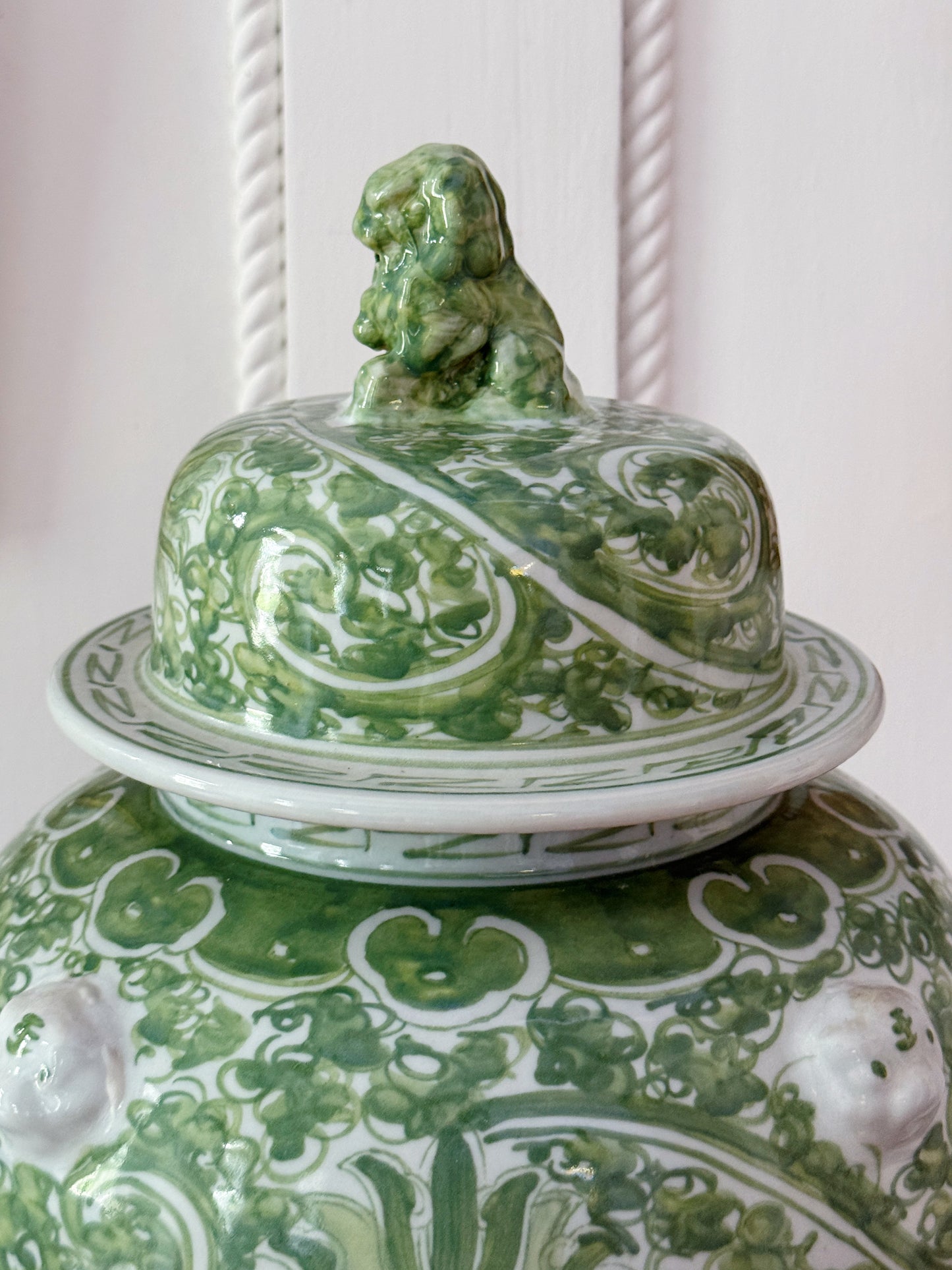 Green & White Scrolling Lotus Temple Jar
