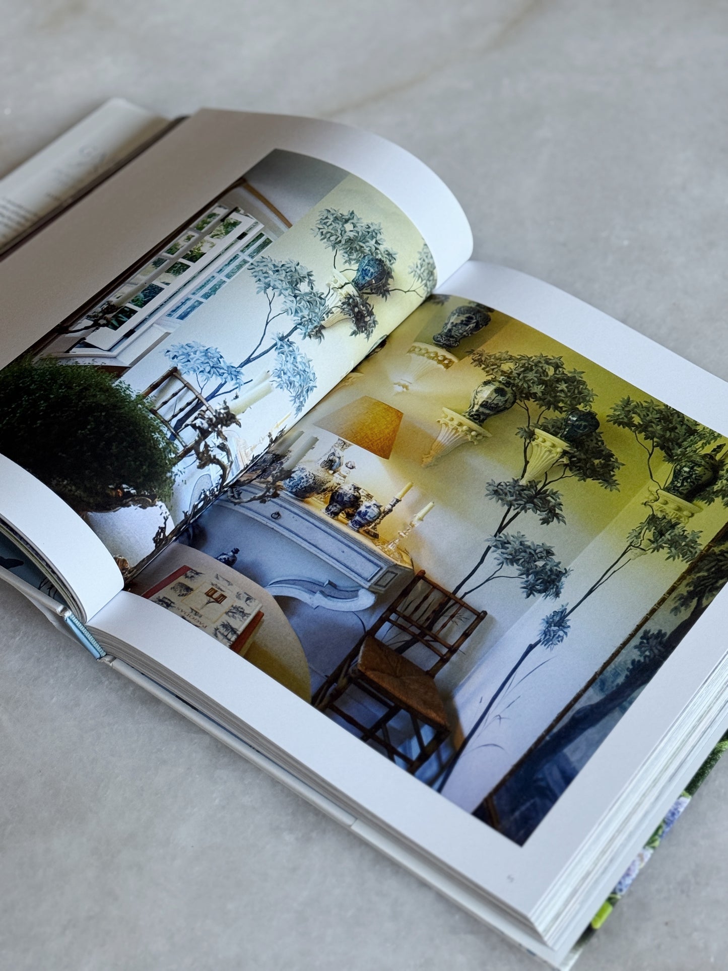 Gardens of Style - Private Hideaways of the Design World by Janelle McCulloch