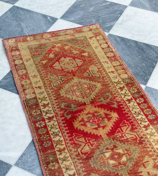 Vintage Turkish Runner Rug | Dusty Rose & Cream Hallway Runner | 2.7' x 11.6'