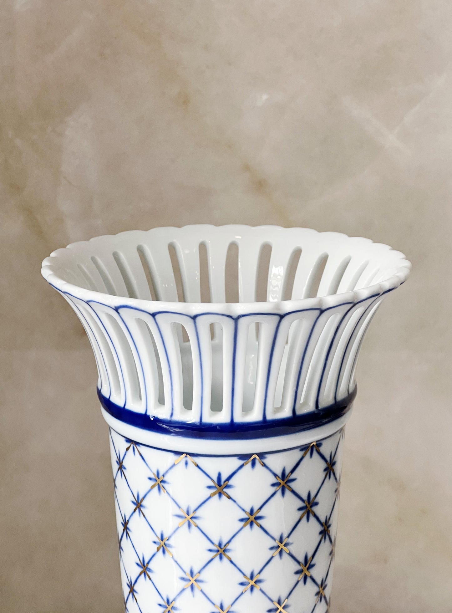 vintage blue and white porcelain pedestal vase