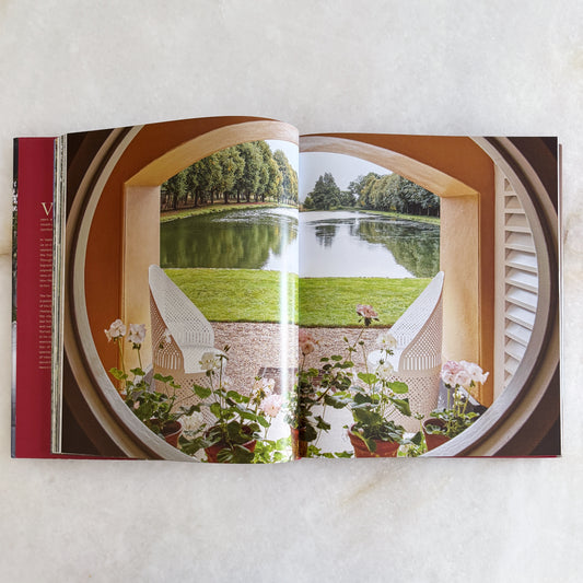 Veere Grenney: Seeking Beauty Coffee Table Book