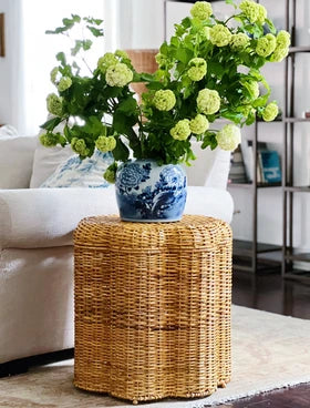 house of modern vintage, vintage home decor, New Orleans, wicker storage side table, blue and white chinoiserie vase