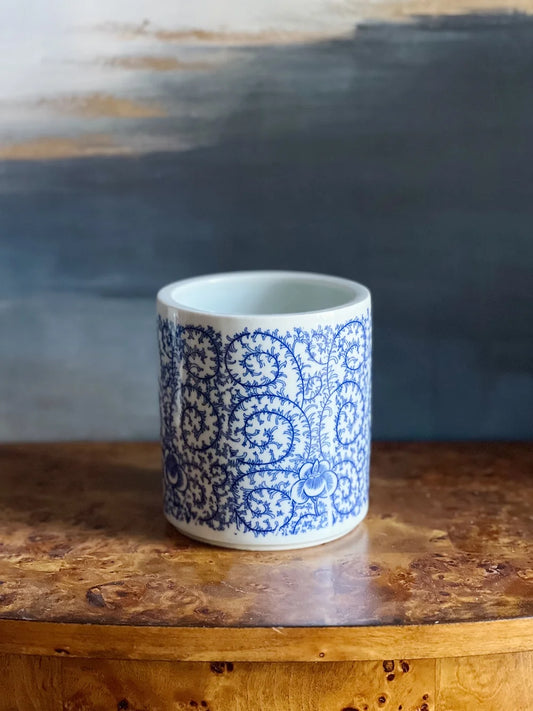 blue and white scrolling peony orchid pot