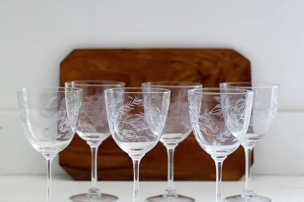 the vintage list etched fern crystal wineglasses