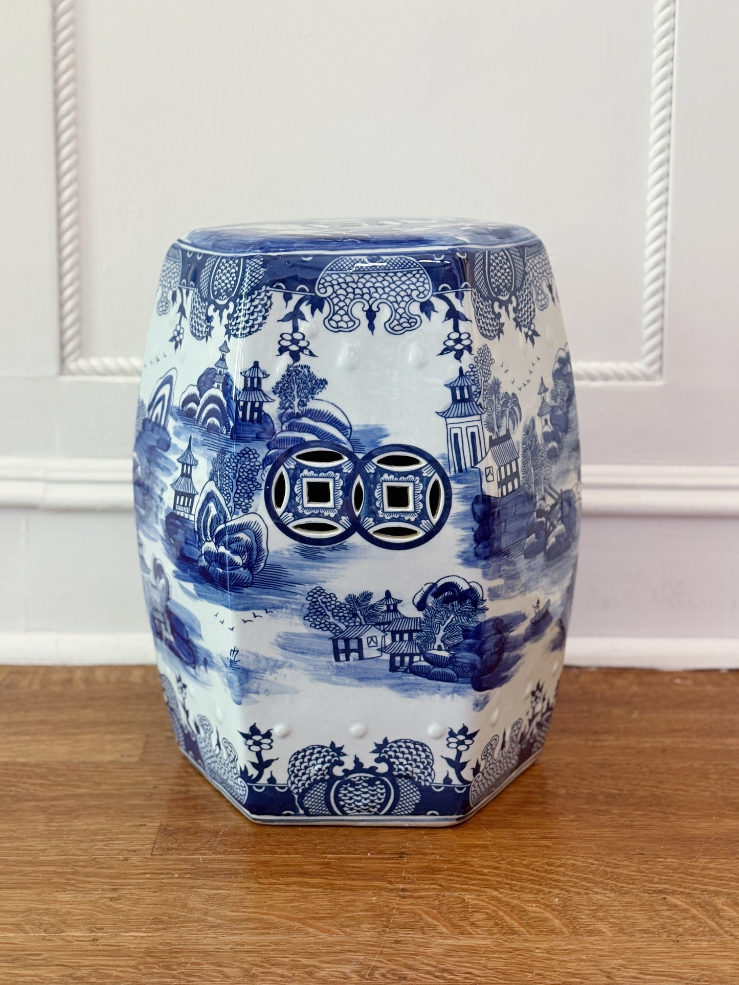 Blue & White Chinoiserie Porcelain Garden Seat | Side Table 