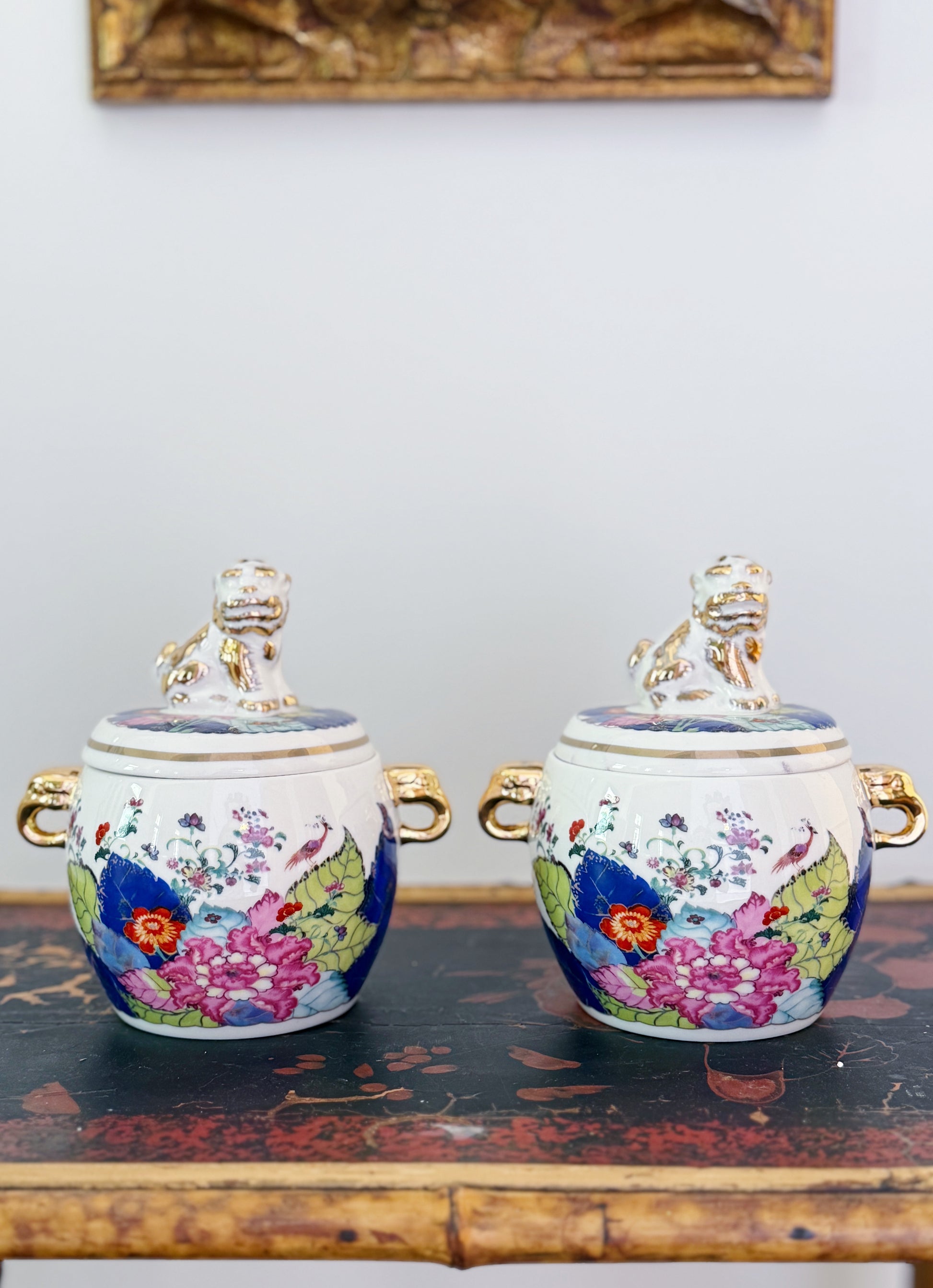 Tobacco Leaf Lidded Container with Foo Dog