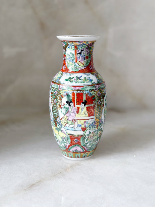 Vintage famille rose vase 