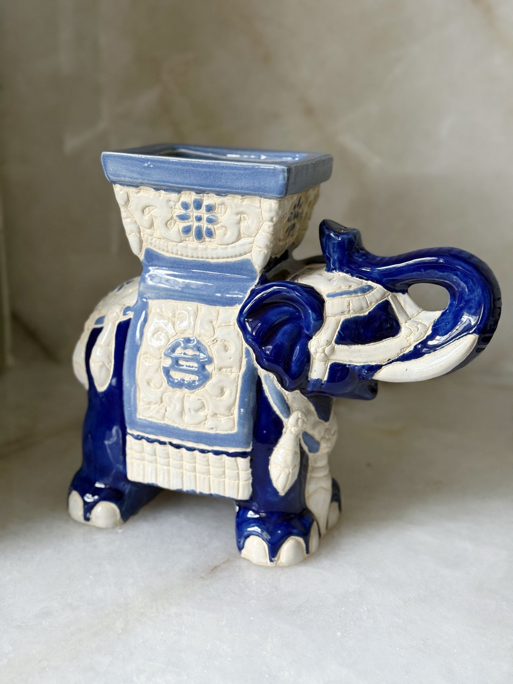 Vintage blue and white elephant planter