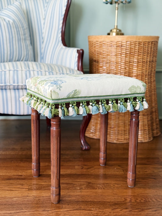 Upholstered vanity bench in Lee jofa chinese peony and brunschwig & fils trim 