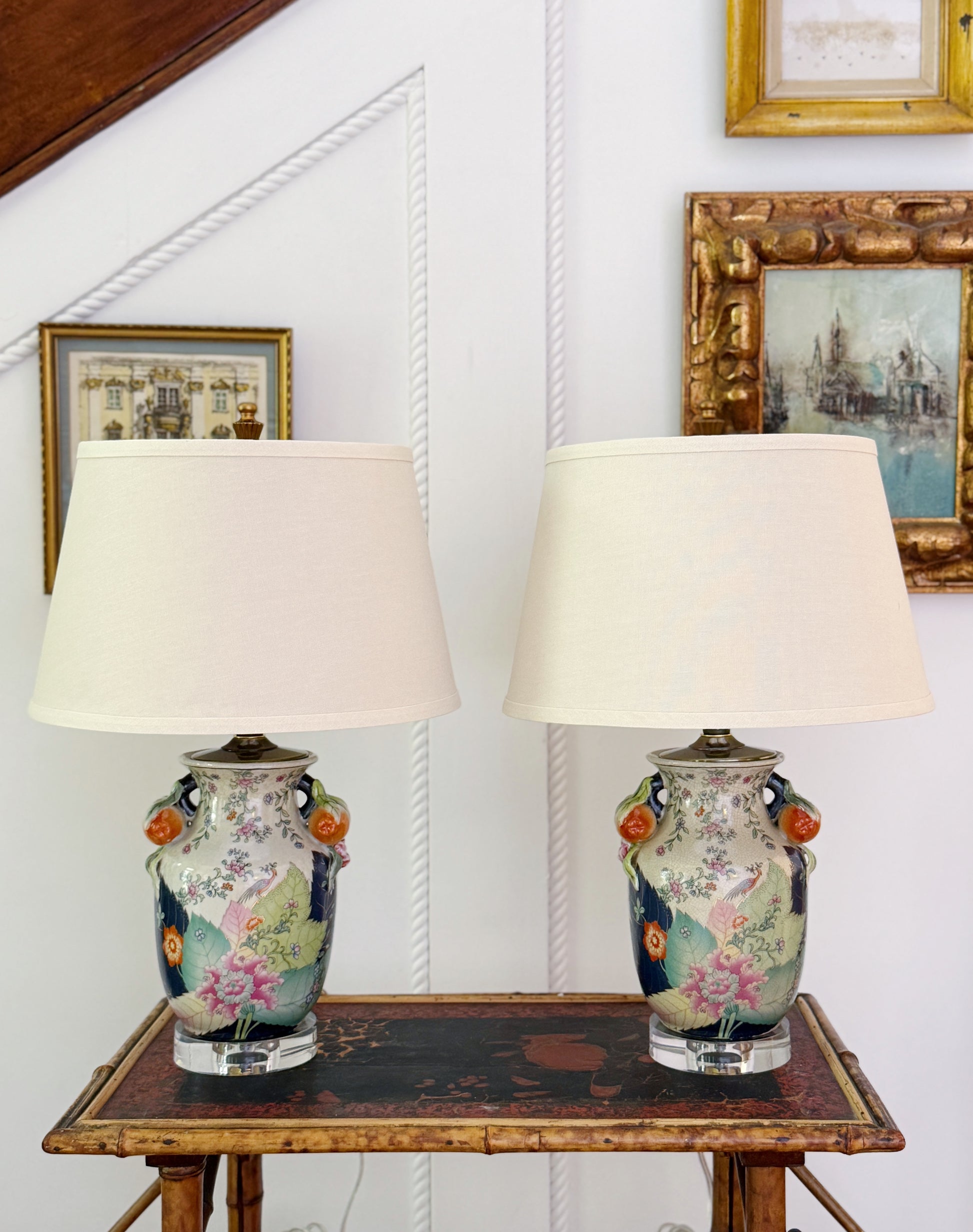 Tobacco Leaf Hand Painted Lamp