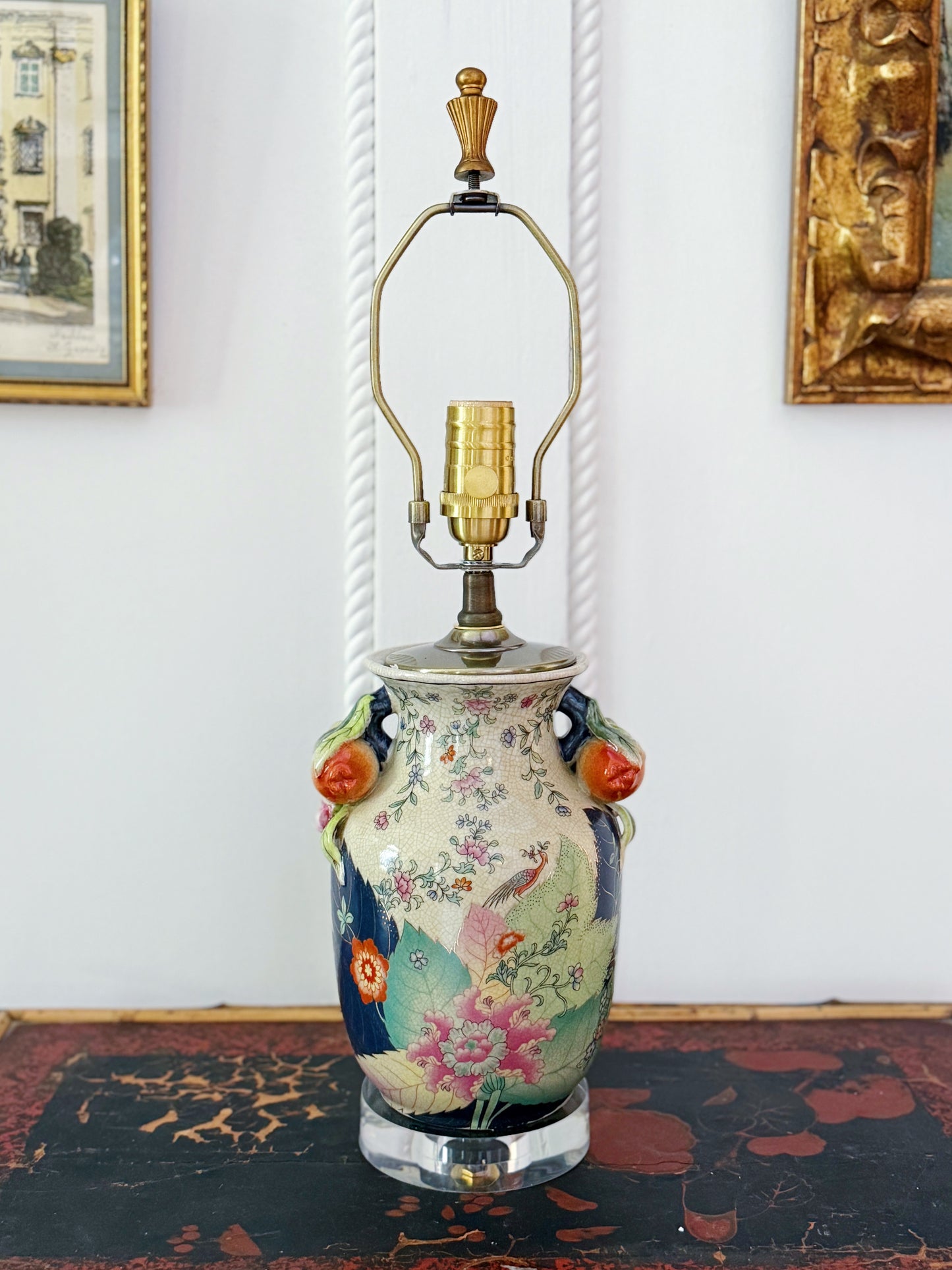 Tobacco Leaf Hand Painted Lamp