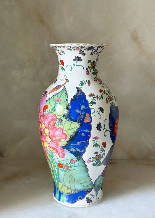 Tobacco leaf porcelain vase, 14 inch, front view