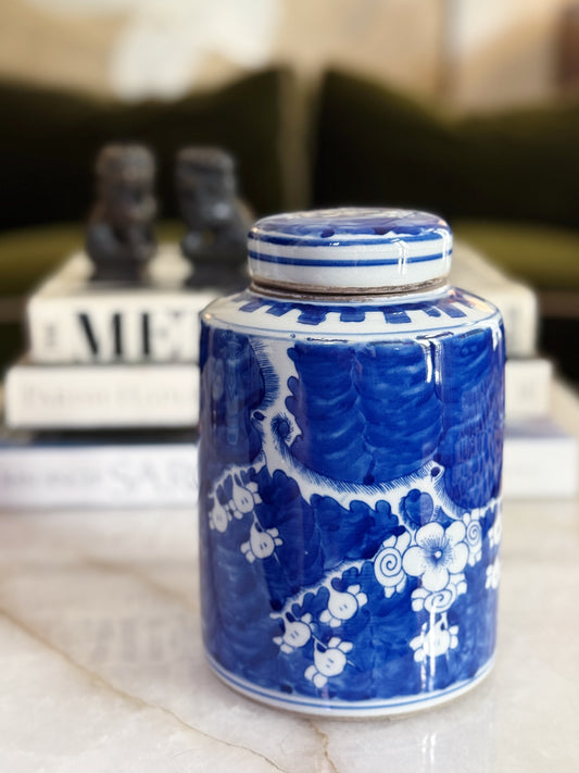 Blue & White Porcelain Plum Blossom Cylinder Caddy