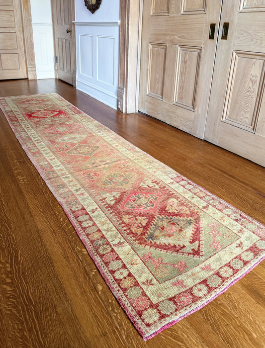 Vintage Turkish Runner Rug | Dusty Rose & Cream Hallway Runner  | 2.7' x 11.6'