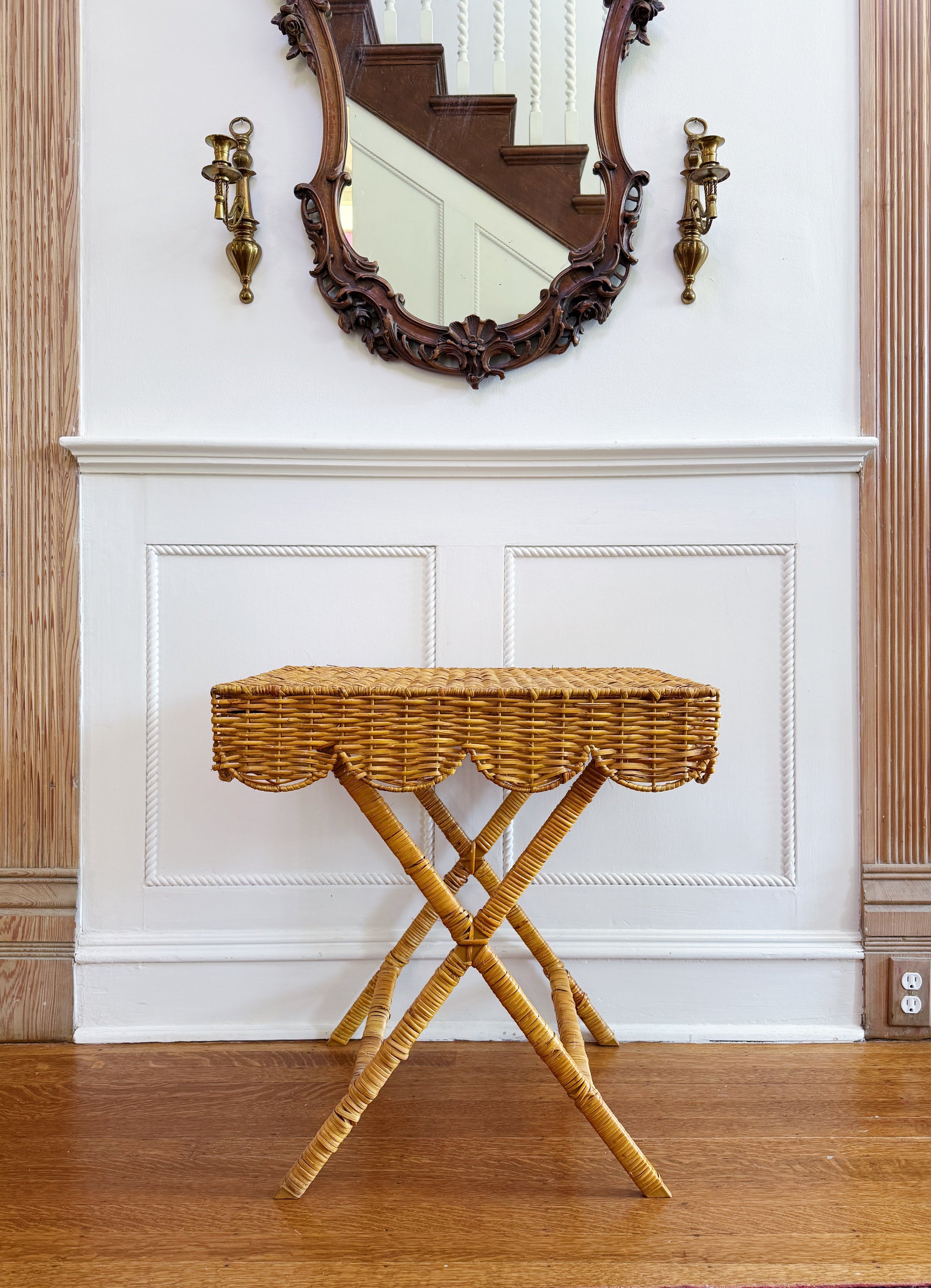 Woven Rattan Wicker Accent Table with Scalloped Edge