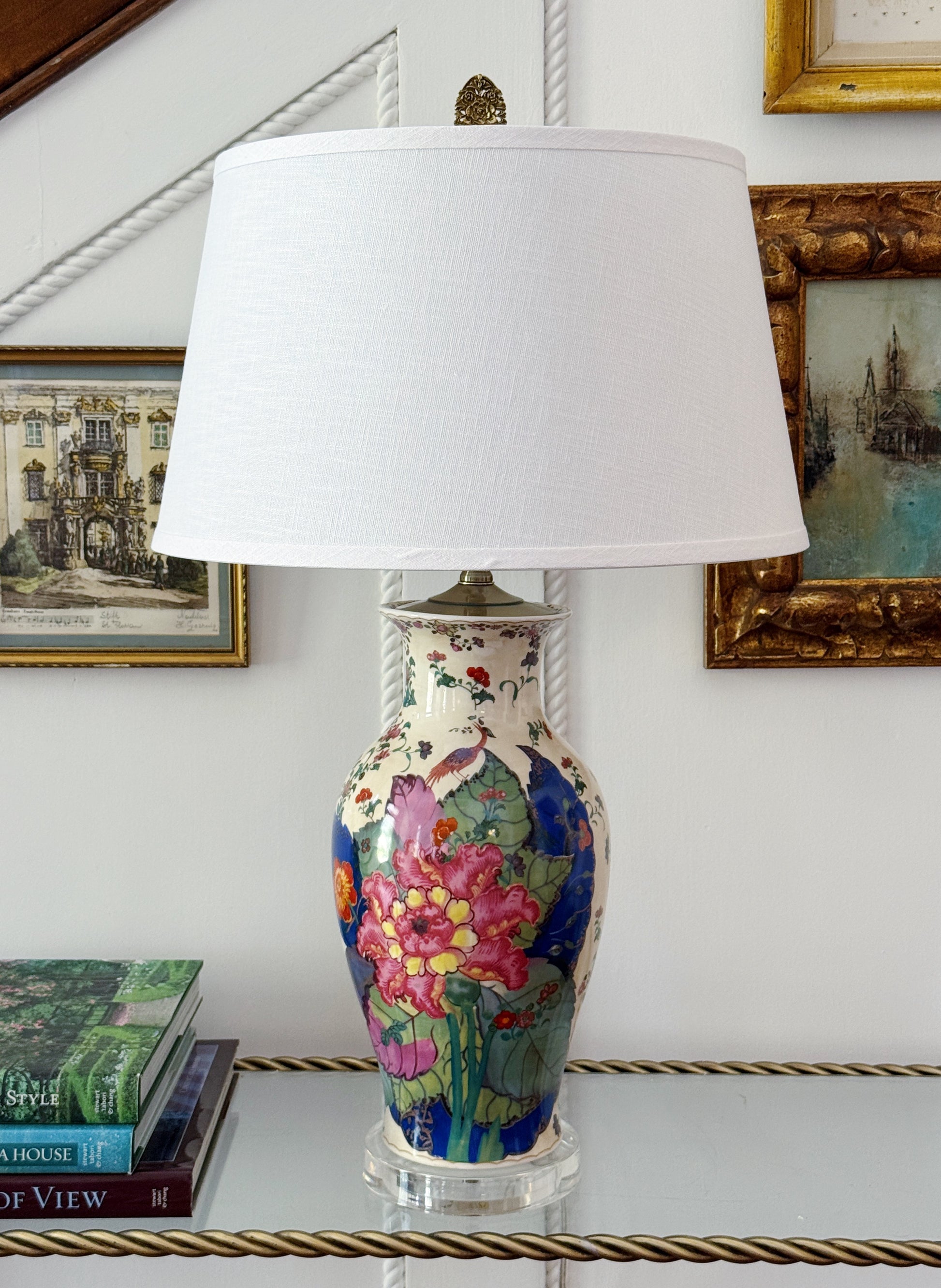 Classic Tobacco Leaf Porcelain Table Lamp