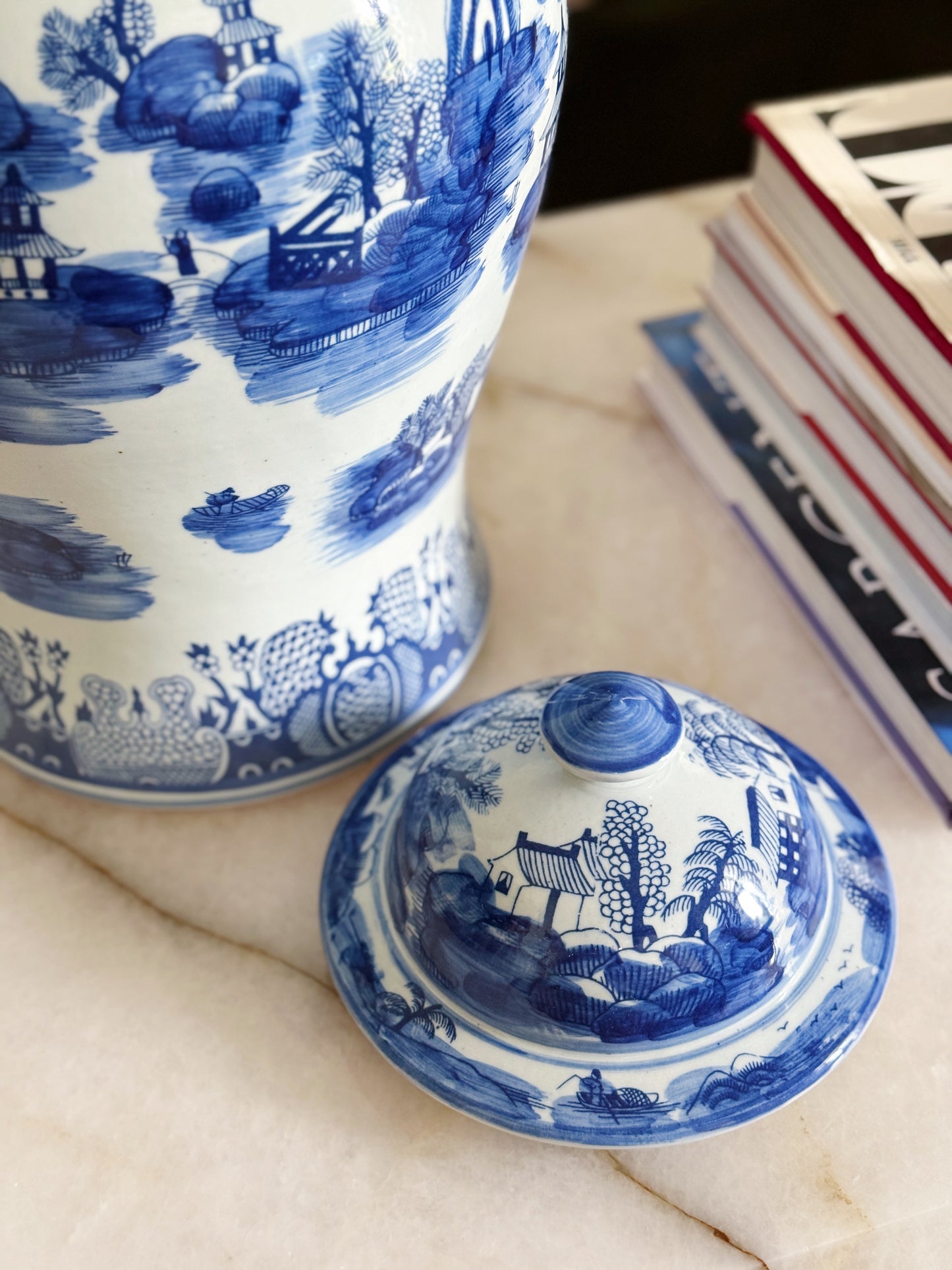 Blue & White Willow Ware Style Porcelain Temple Jar