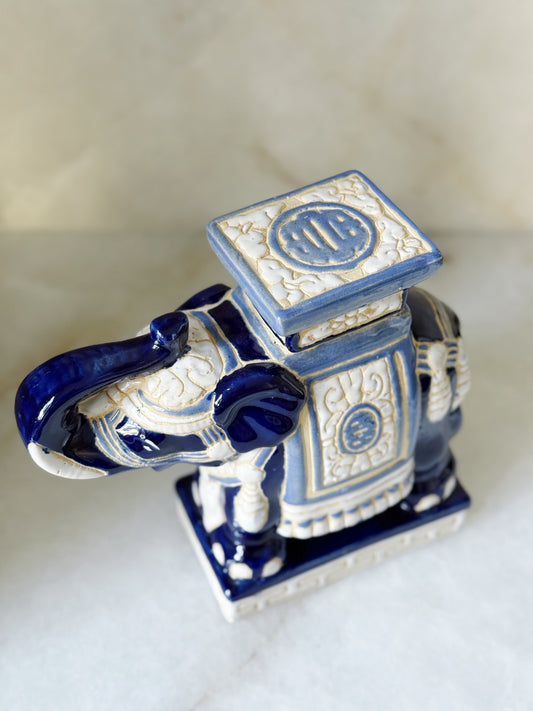Vintage blue and white elephant plant stand 
