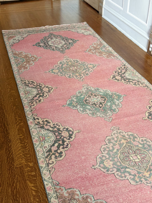 Vintage Turkish Oushak Runner Rug | Pink Medallion | 3.9' x 11.10'